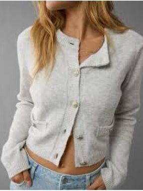 American Eagle Outfitters Light Gray Cropped Button-Front Cardigan